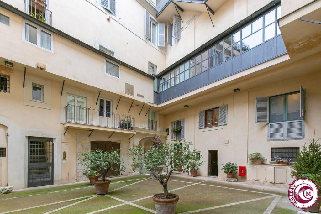 Palazzo Scapucci A Navona Apartment *